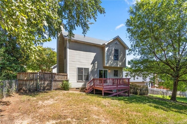 Building Photo - 324 Nettletree Ln