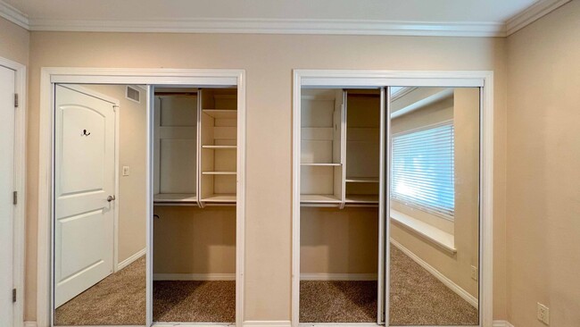 Building Photo - 5635 Urban Dr