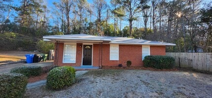 Building Photo - 3 Bedroom Home in Columbus, GA