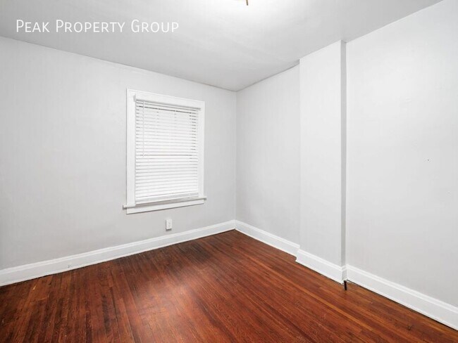 Building Photo - 83 W. First Avenue-2 Bedroom