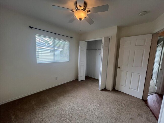 Building Photo - 3228 Lucaya Ave