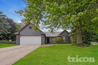 Building Photo - 6044 McClellan Ct