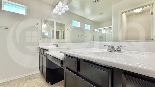 Building Photo - 2282 S Deerfield Ln