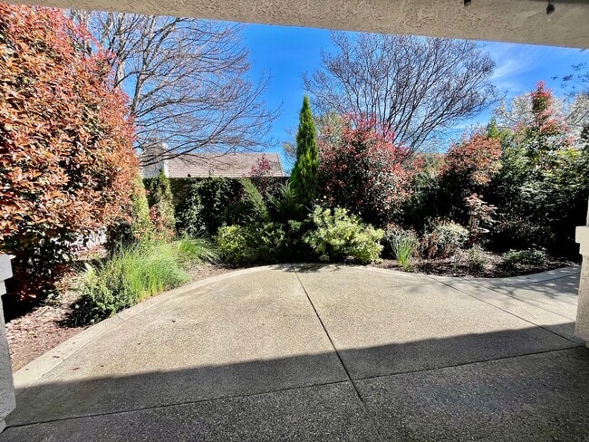 Building Photo - Two Bedroom Home for Rent in Sun City Roseville