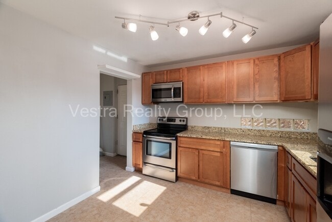 Building Photo - 3680 Grape St