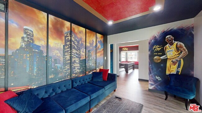 Building Photo - 3453 Floresta Ave