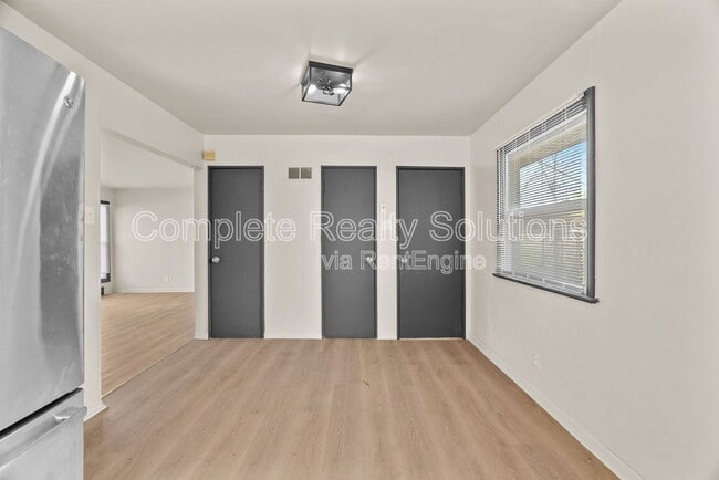 Building Photo - 9516 Jannette Dr