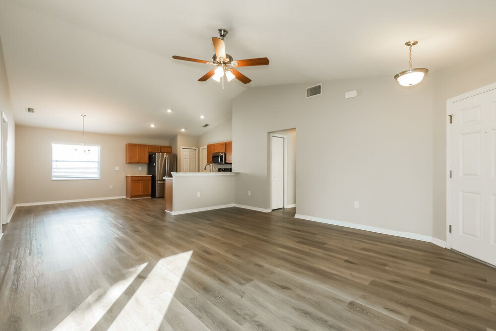 Building Photo - 11341 Southwind Lake Dr