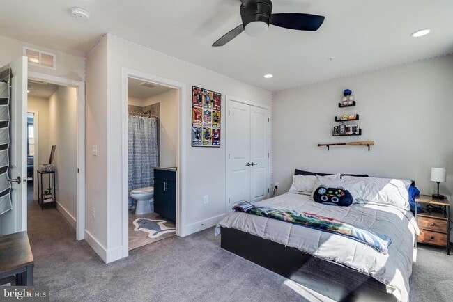 Building Photo - 5921 Kate Chopin Pl