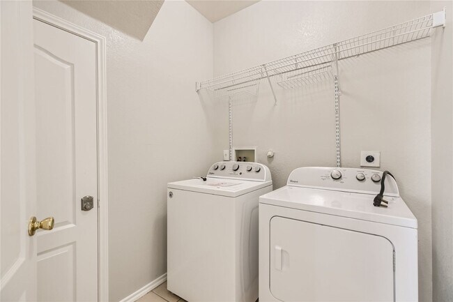 Building Photo - Gated Community