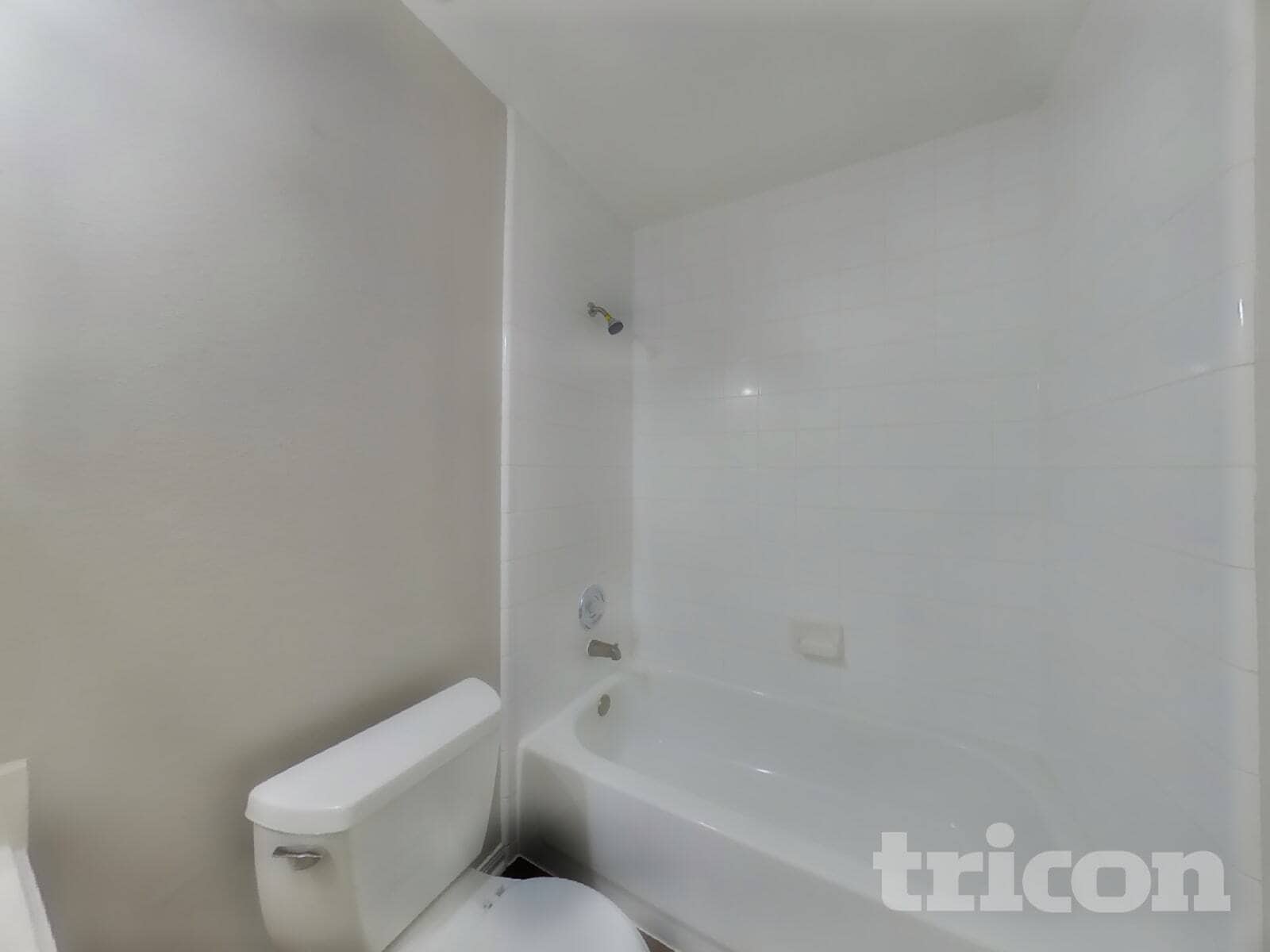 Building Photo - 814 Robins Way