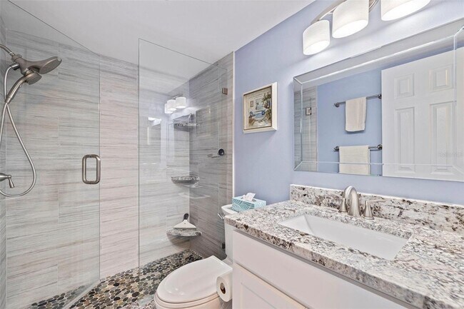 Building Photo - 6365 Bahia Del Mar Blvd S