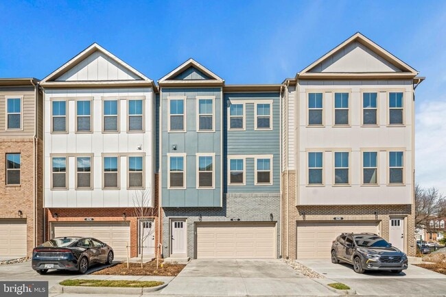 Building Photo - 6232 Folly Ln