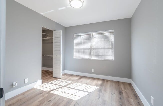 Building Photo - 1579 Springside Dr