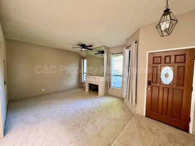 Building Photo - 2890 Huntington Blvd