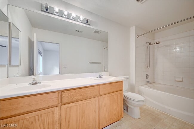 Building Photo - 9299 Adamshurst Ave