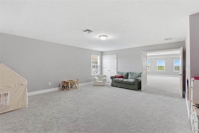 Building Photo - 9844 Cabernet Ave