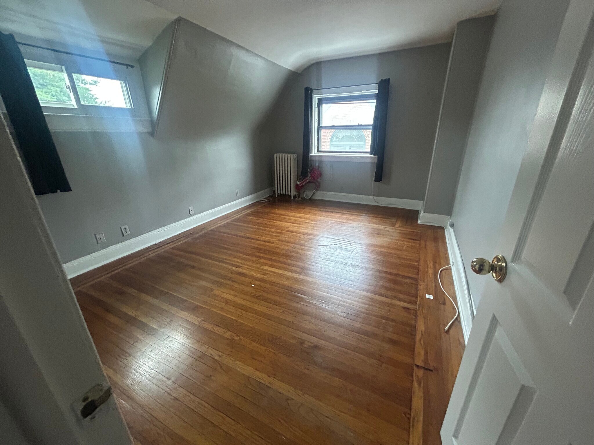 Building Photo - 3308 Hamilton St