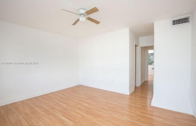 Building Photo - 9455 Bay Harbor Terrace