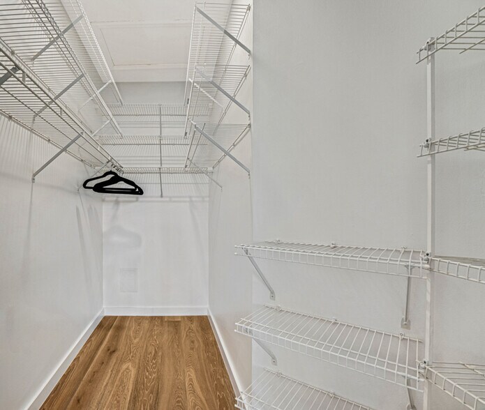 Building Photo - 225 Cypress Point Drive