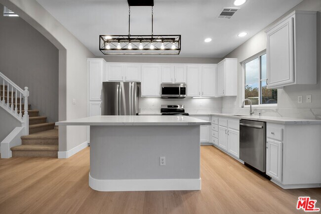 Building Photo - 24130 Tango Dr