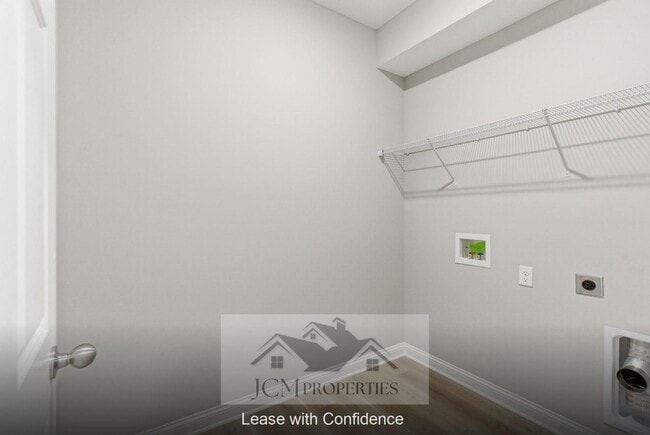 Building Photo - 117 Lambert Fld