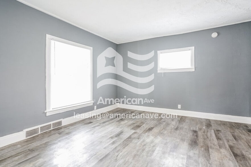 Building Photo - 1165 E Indiana Ave