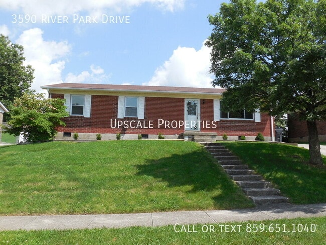 Building Photo - 3590 River Park Dr