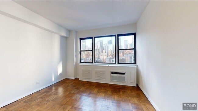Building Photo - 20 Beekman Pl