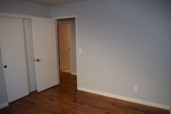 Building Photo - 6830 Paseo Del Sol Way