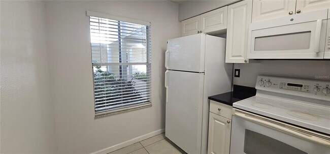 Building Photo - 7294 Cloister Dr
