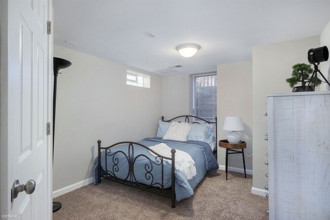 Building Photo - 4 br, 2 bath House - 809 Hillcrest Drive