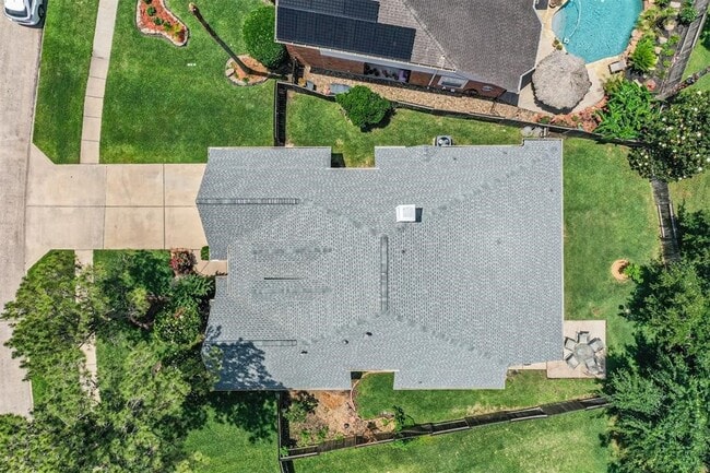 Building Photo - 17218 Hamilwood Dr