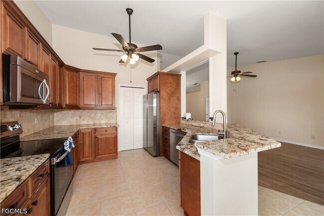 Building Photo - 14860 Crystal Cove Ct