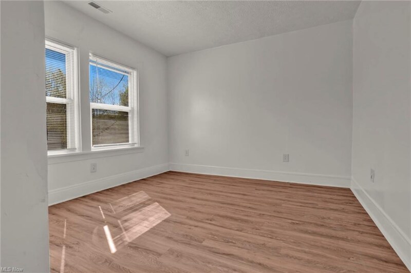 Building Photo - 317 E 156th St