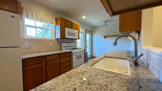 Building Photo - Great Patio Home in Loveland