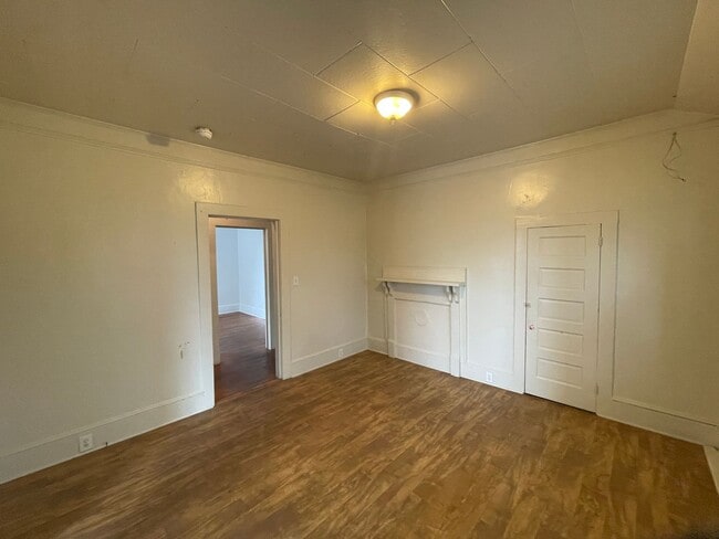 Building Photo - 3 bedroom 1 bathroom house in Shelby