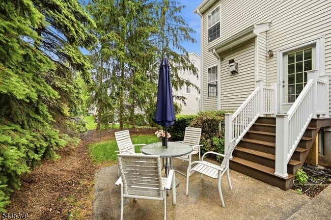 Building Photo - 216 Barringer Dr