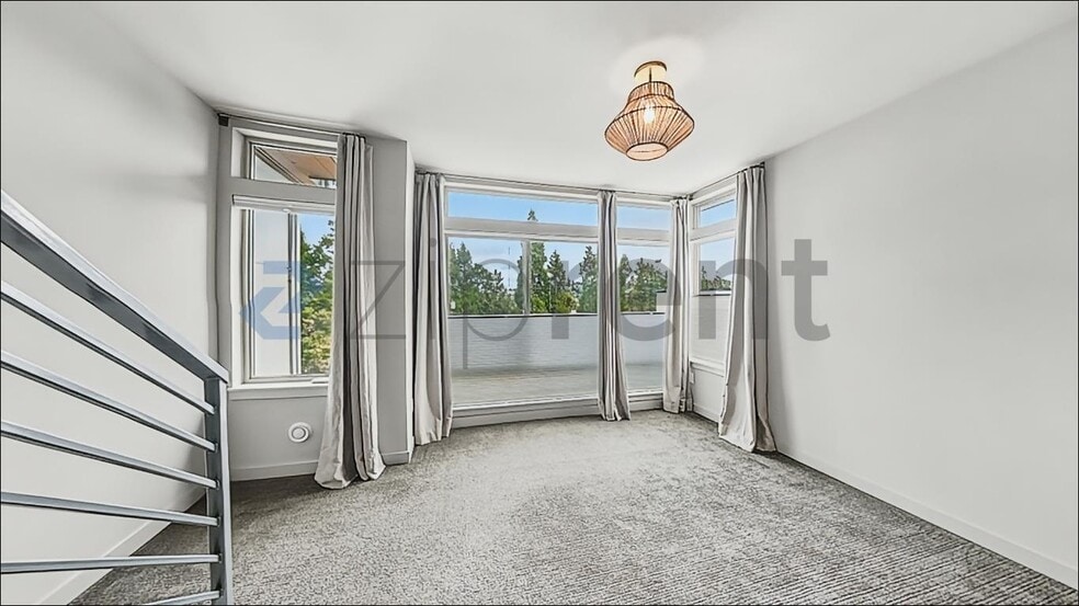 Building Photo - Unit