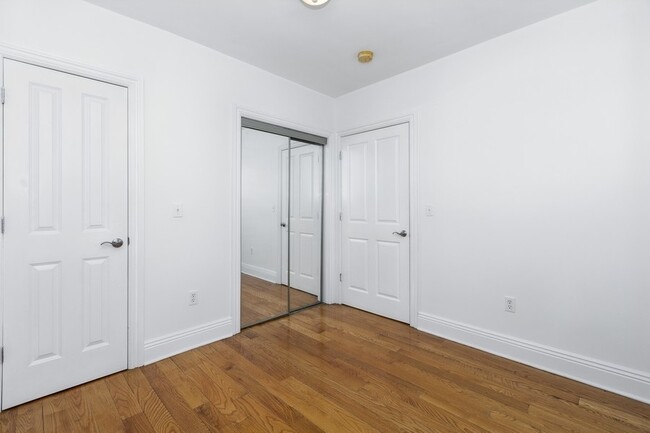 Building Photo - 809-815 22nd St