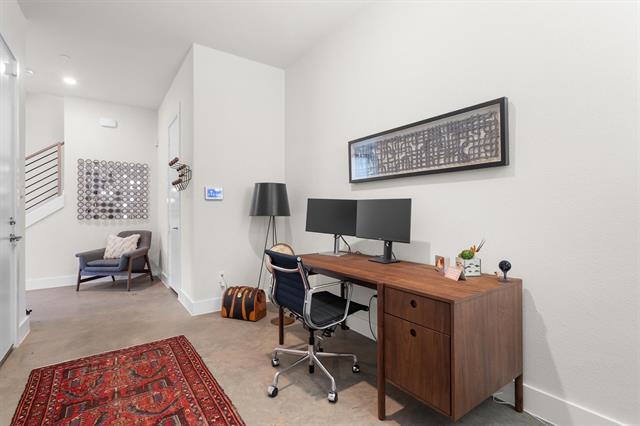 Building Photo - 625 N Tyler St