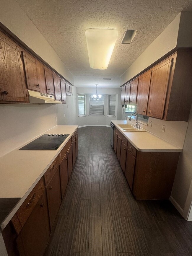 Building Photo - 7910 Jonquil Dr