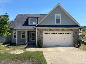 Building Photo - 3900 Limwert Ln