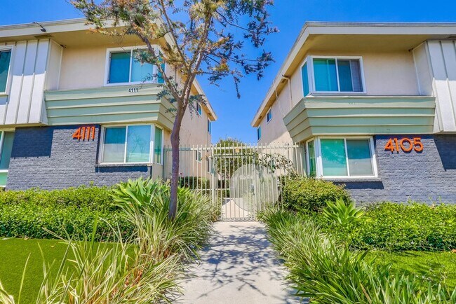 Building Photo - 4111 Somerset Dr