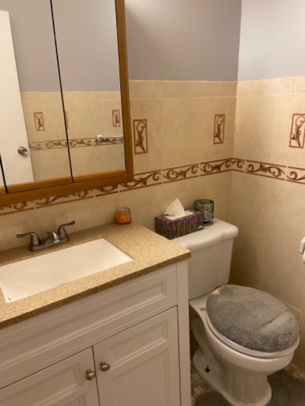 Building Photo - 108B Chaucer Rd