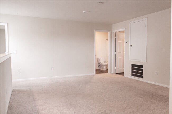 Building Photo - 14511 Sweet Cherry Dr