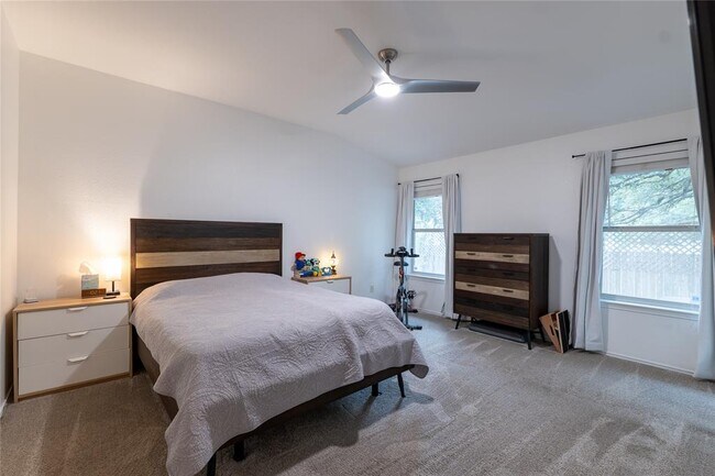 Building Photo - 13455 Moscow Trail