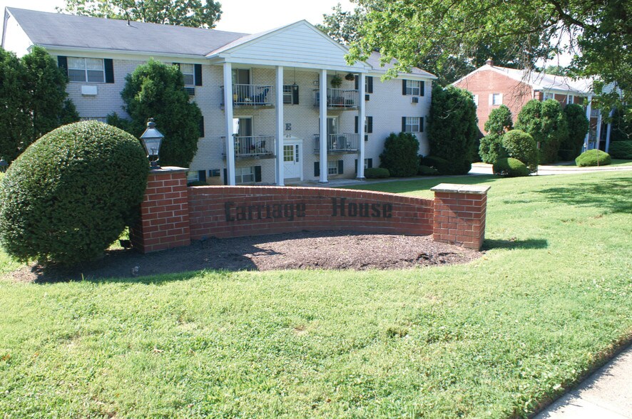 Carriage House Apartments 20 Hollow Rd Newtown Square PA 19073