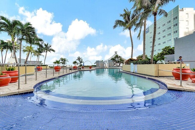 Building Photo - 244 Biscayne Blvd