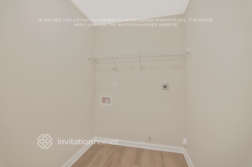 Building Photo - 1446 Chapel Hill Ln SW